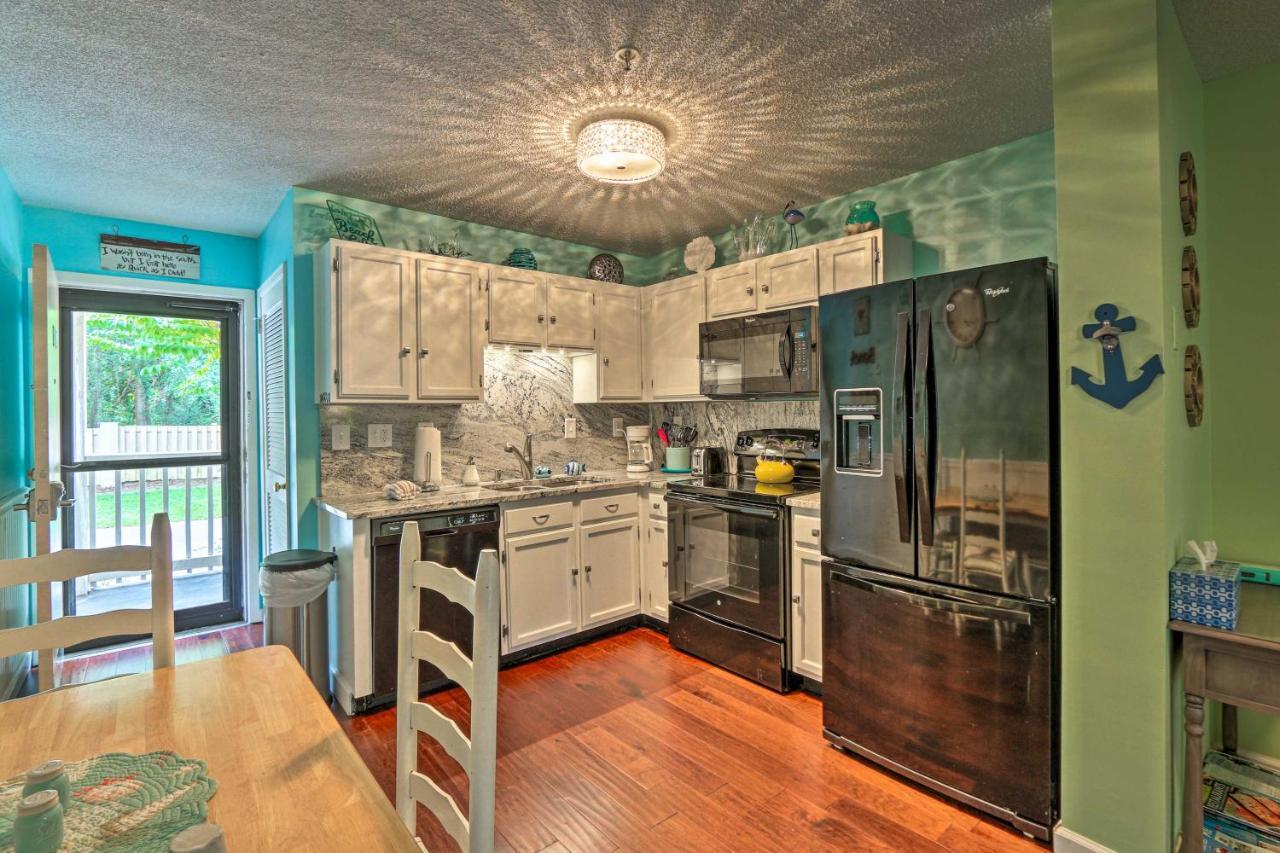 Colorful Hilton Head Condo With Beach And Pool Access! Хилтон-Хед-Айленд Экстерьер фото